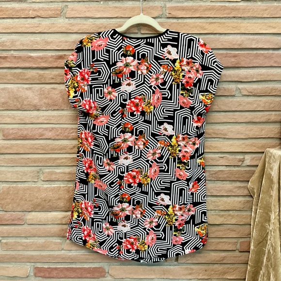 DR2 Daniel Rainn Tunic Top - Picture 3 of 5